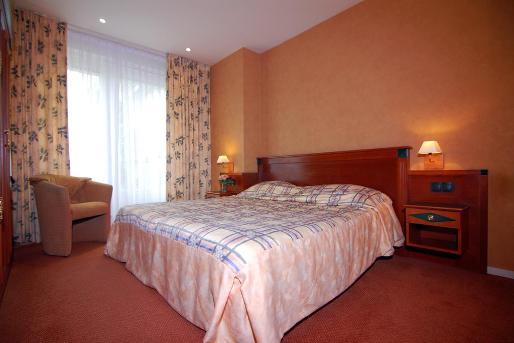 Hotel Inkelshoes Эпен Номер фото